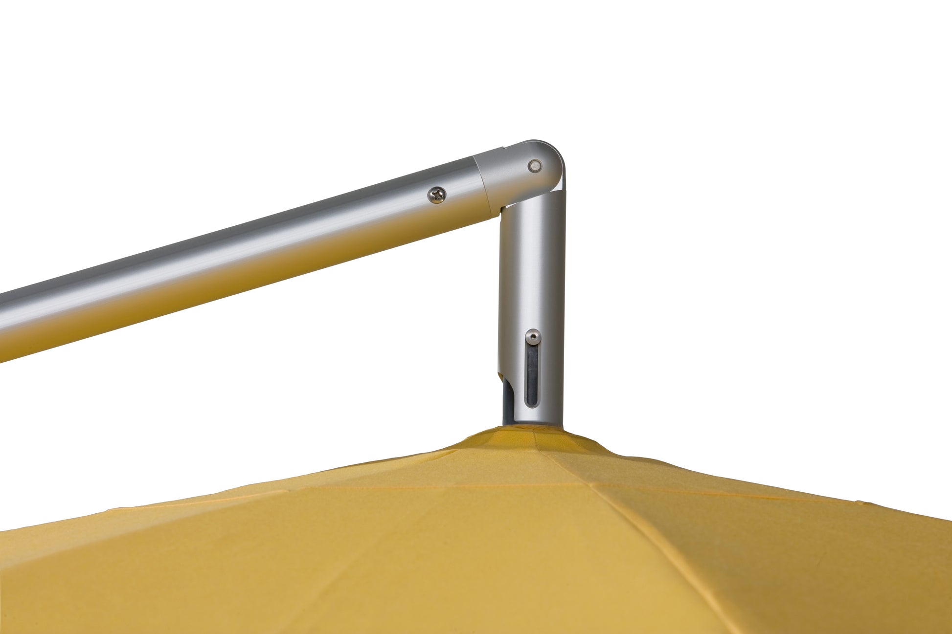 May Mezzo Sonnenschirm Detail - innovative Schirmdach-Fixierung gegen Pendeln bei Wind
