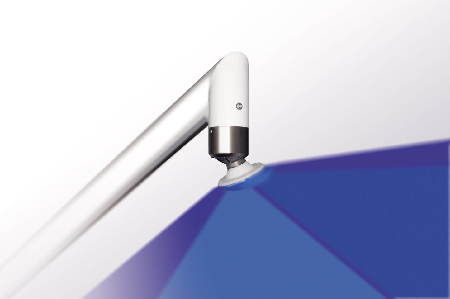 May Rialto Pendeleinrichtung - flexible Anpassung für wettergeschützte Flächen
