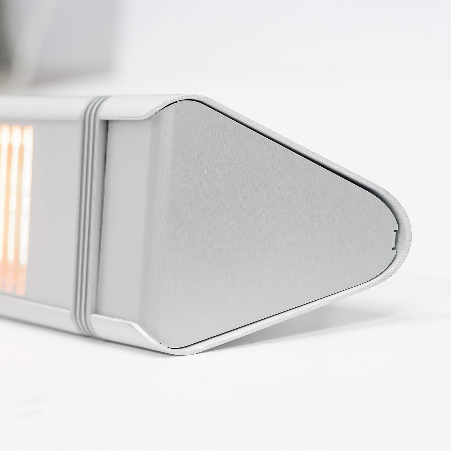 VASNER Teras 25 Basix Design - moderne abgeschrägte Enden für stilvolle Optik
