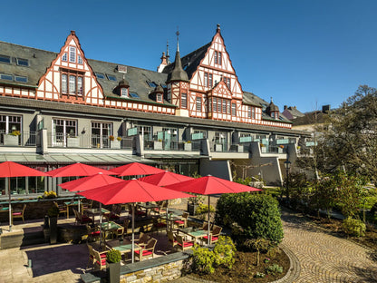 May Filius Sonnenschirm in Gastronomie - stabiler Schirm für Restaurants und Hotels
