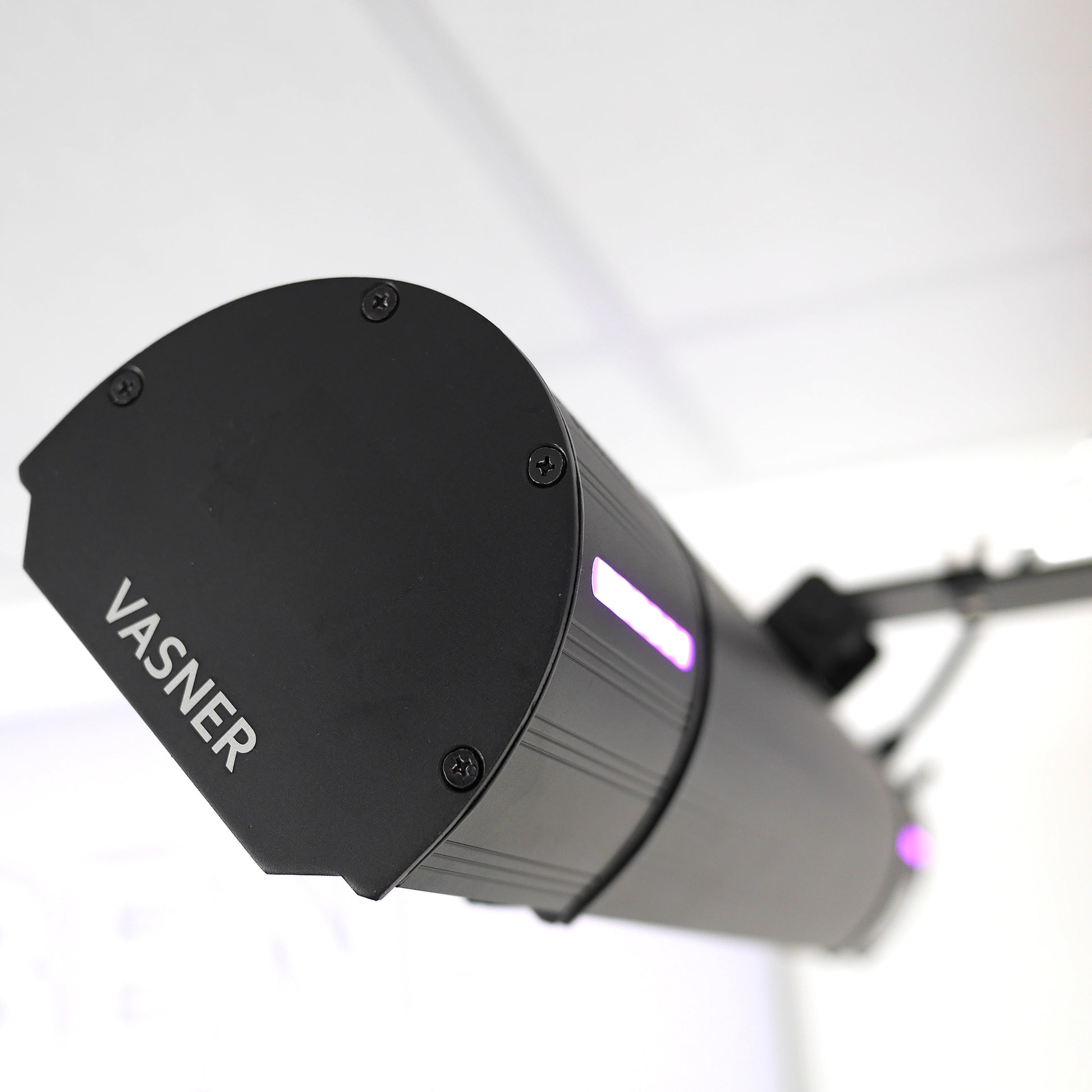 VASNER Appino BEATZZ Rückseite - robustes IP65-Gehäuse für Gartenpartys
