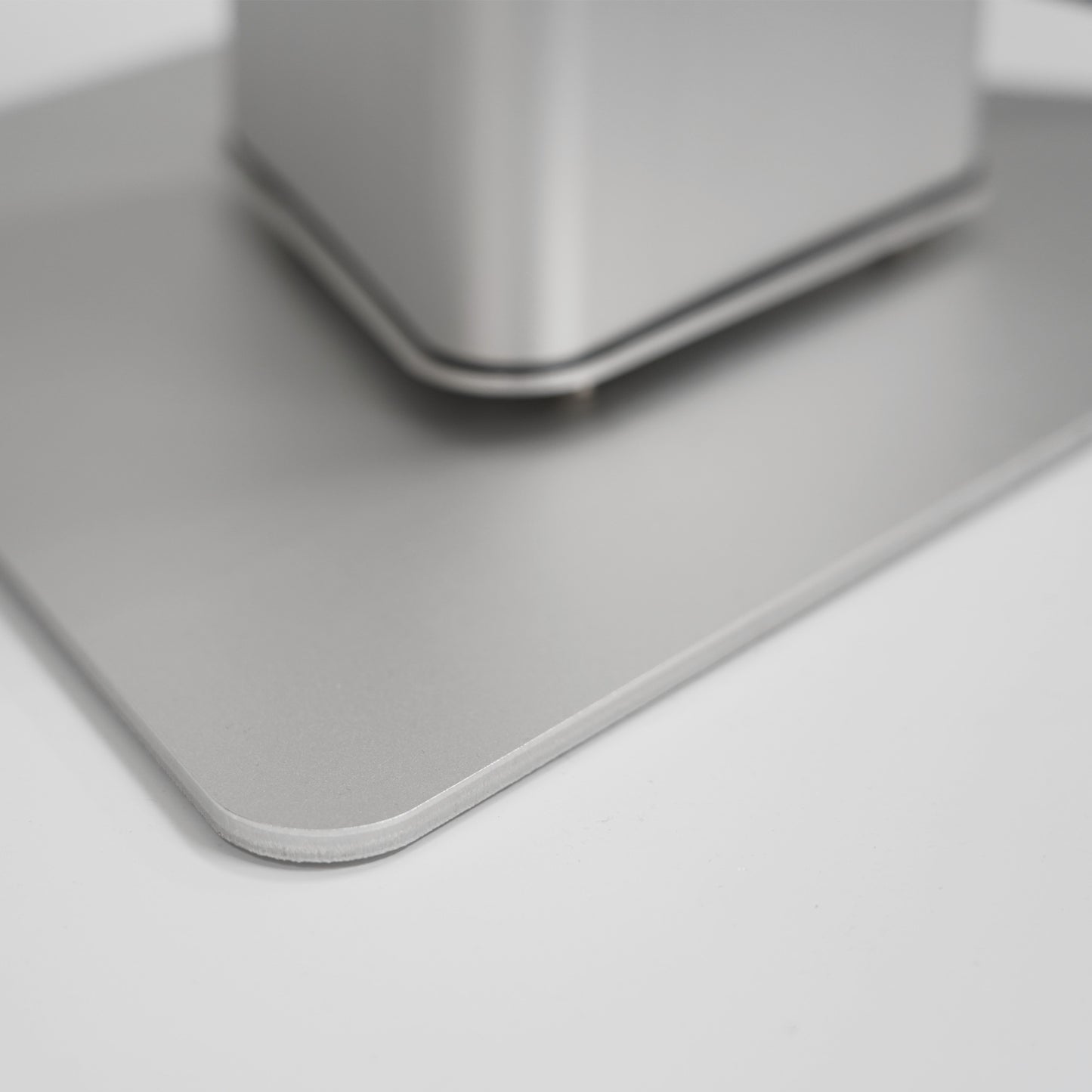 VASNER HeatTower Standfuß Aluminium - stabile Basis für professionellen Einsatz
