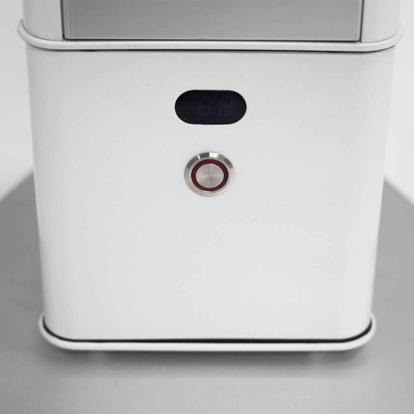 VASNER HeatTower Mini Aluminiumgehäuse - robuste deutsche Fertigung mit Regenschutz
