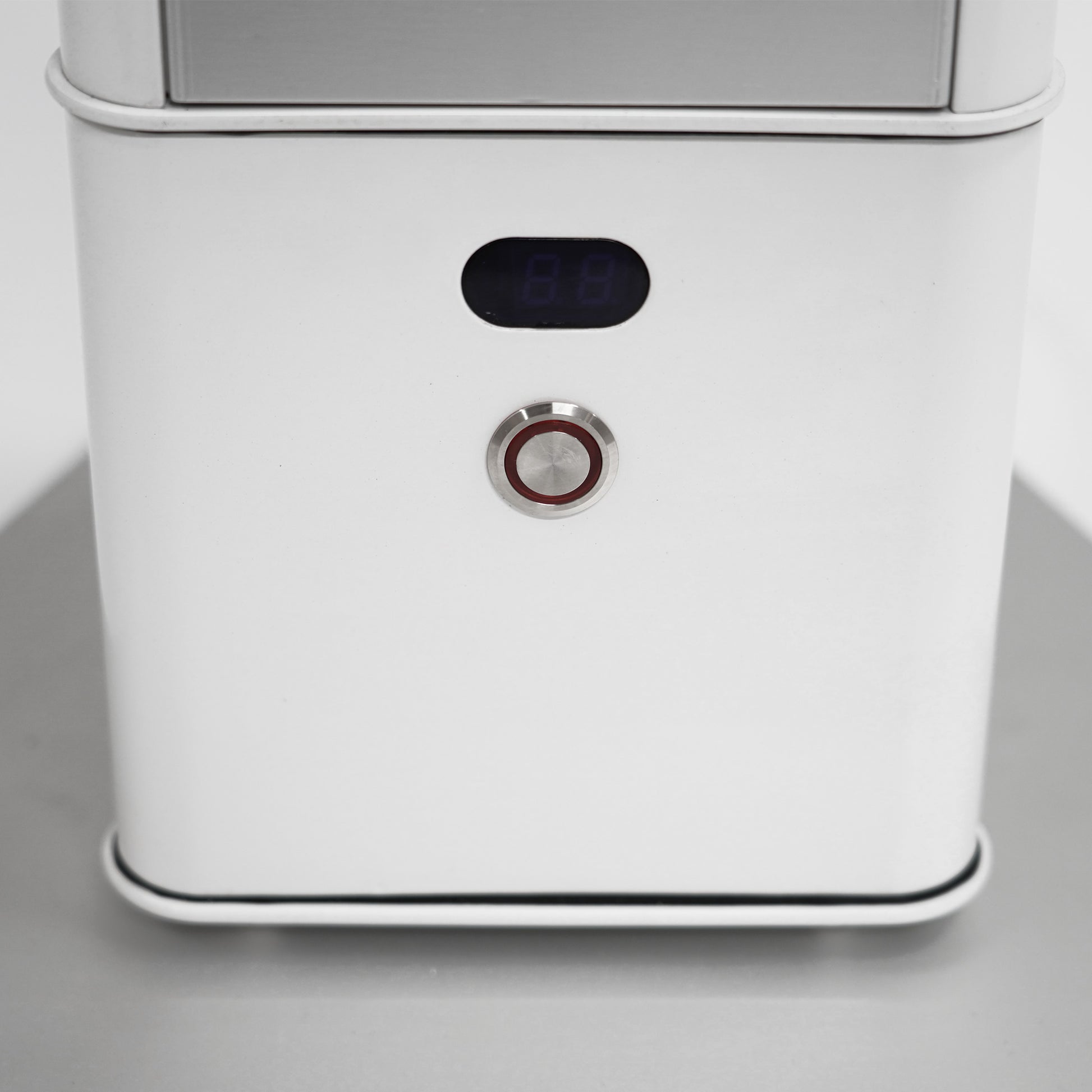 VASNER HeatTower Mini Aluminiumgehäuse - robuste deutsche Fertigung mit Regenschutz
