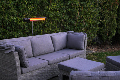 VASNER SlimLine X20 auf Terrasse - platzsparende Wärmelösung für Außenbereiche
