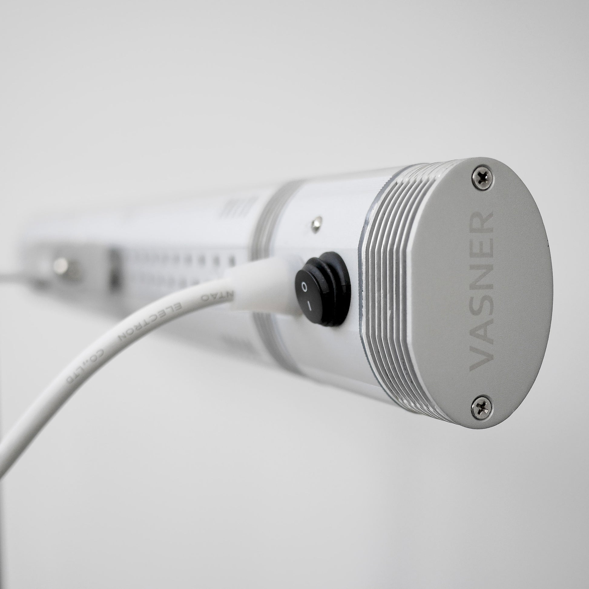 VASNER SlimLine X20 Detail - kurzwellige Infrarotstrahlung für windresistente Wärme
