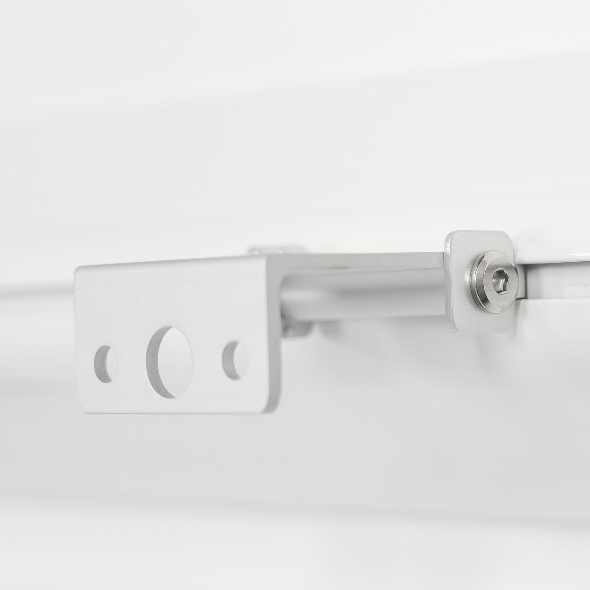 VASNER Teras 25 flexible Halterung - sicherer Halt auch bei Wind
