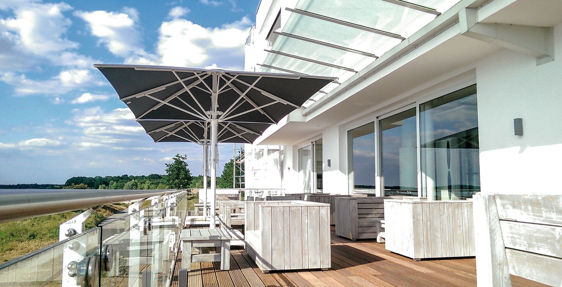 Bahama Jumbrella rechteckig grau - robuster Sonnenschutz für anspruchsvolle Außenbereiche
