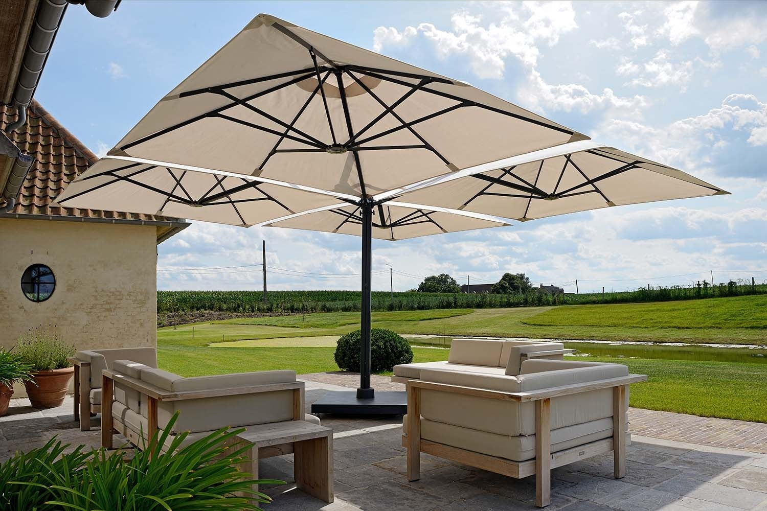 Prostor P6 im Einsatz - maßgeschneiderter Schatten für Außenbereiche
